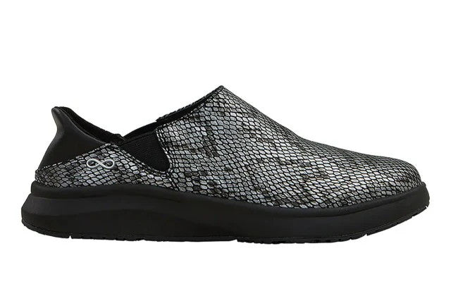 Infinity by Cherokee Women's Haven Slip-On Nursing Shoes