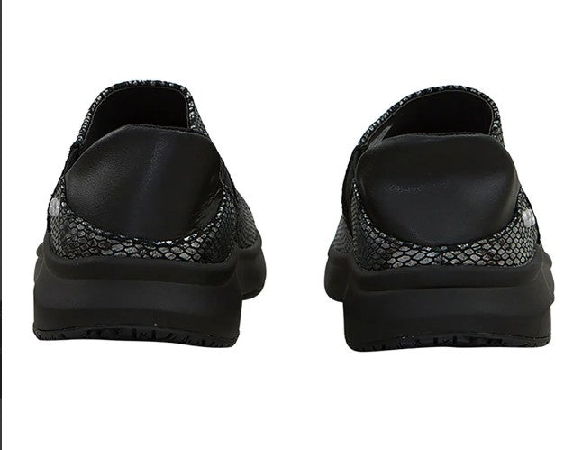 Infinity by Cherokee Women's Haven Slip-On Nursing Shoes